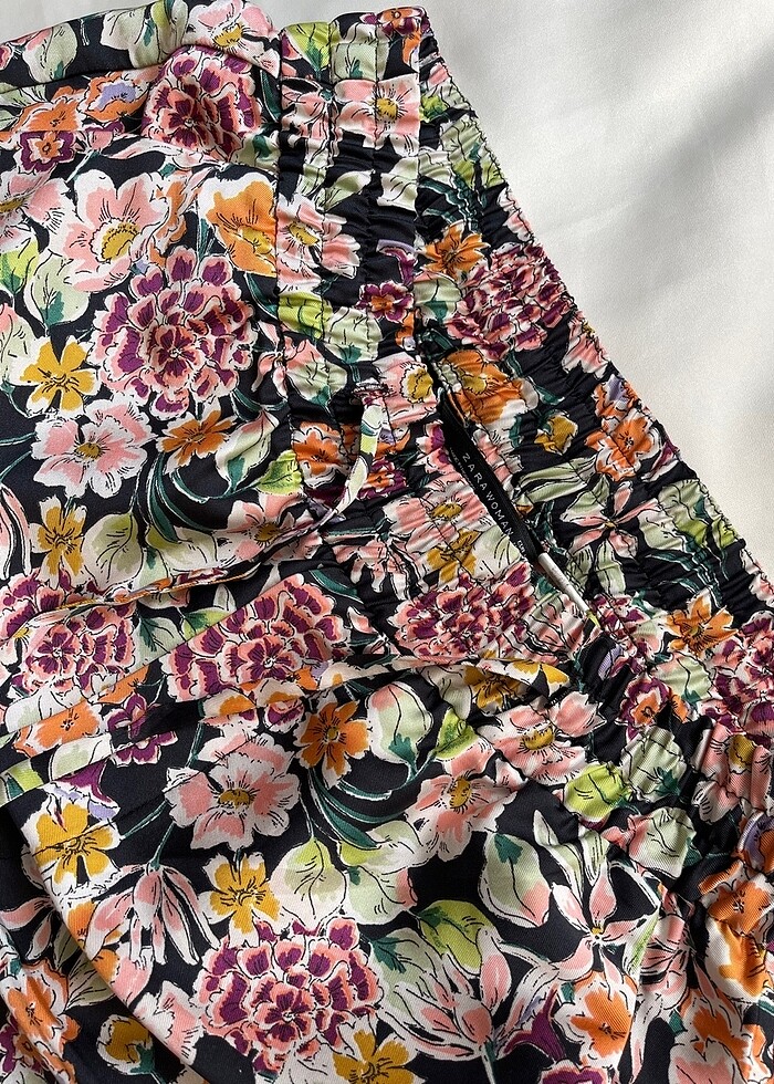 Çiçekli pantolon - Görsel 4