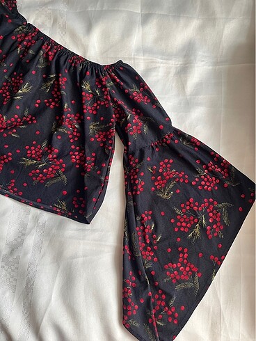 Koton Siyah kırmızı crop bluz