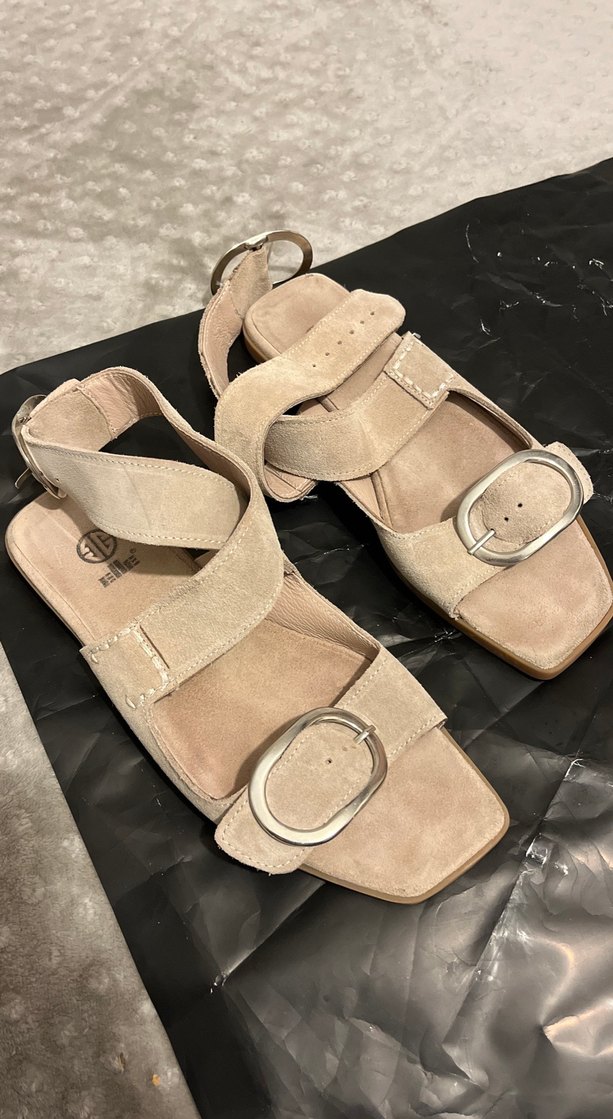 Bej Süet Dolgu Topuklu Kadın Sandalet - Görsel 2