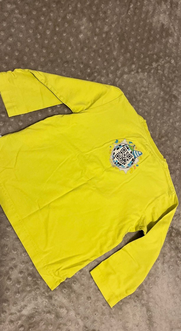 Sarı Desenli Uzun Kollu Tişörtü - Görsel 3