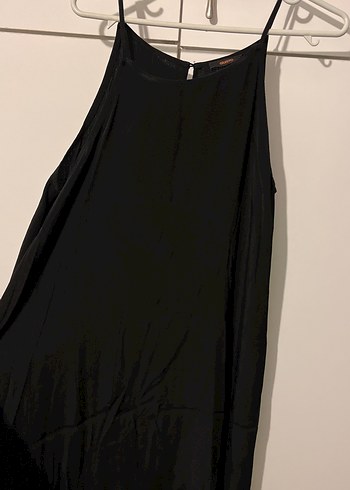 Siyah Uzun Askılı saten Kadın Elbise - Görsel 2