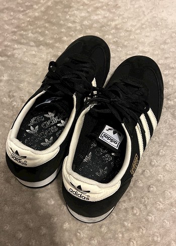 Siyah spor ayakkabı - Görsel 4