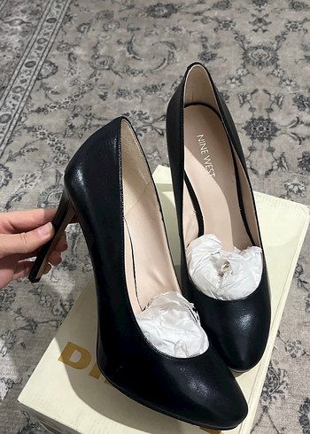 Nine West ürünü