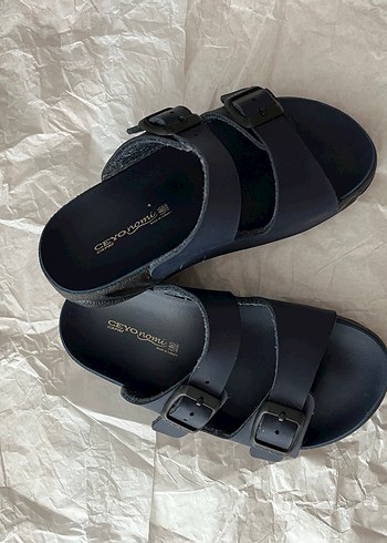 Erkek Çocuk Lacivert Tokalı Rahat Terlik - Görsel 2