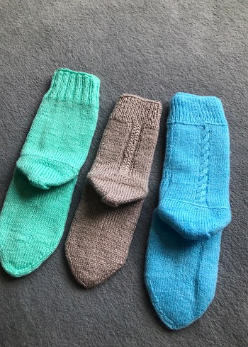 EL ÖRGÜSÜ ÇORAP - Görsel 2