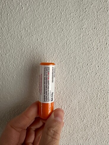 Dudak nemlendiricisi. Dermoskin marka. - Görsel 3