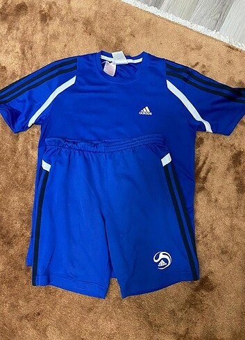 Adidas antrenman takım