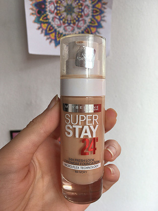 Maybelline super stay 24hours