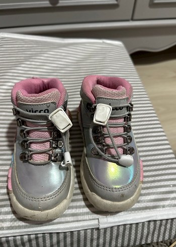 Kız Çocuk Pembe Gri Bağcıklı Spor Ayakkabı
