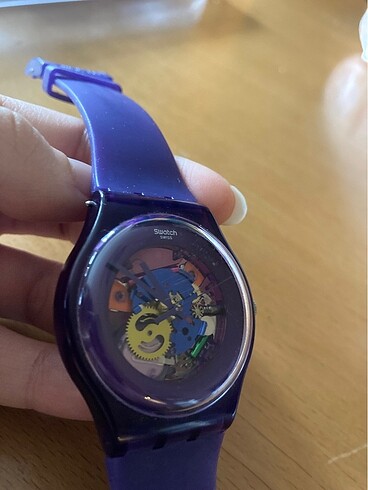 Swatch Swatch Analog Mor Quartz Saat SUOV100