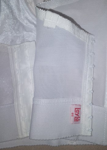 Dantel Detaylı Beyaz Midi Sütyen - Görsel 4