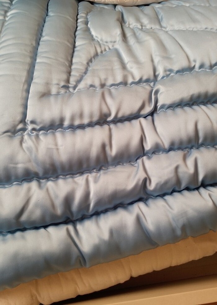 Hakiki yün saten yorgan( çift kişilik) - Görsel 2