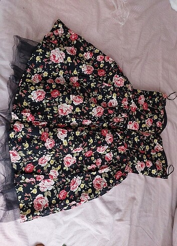 STRAPLEZ İÇİ TÜLLÜ KABARIK MİNİ ABİYE ELBİSE - Görsel 4