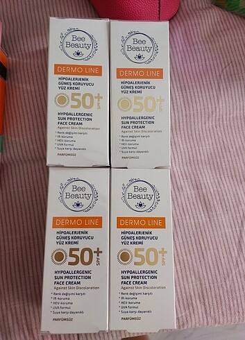 BEE BEAUTY HİPOALERJENİK YÜZ GÜNEŞ KREMİ SETİ 4LÜ