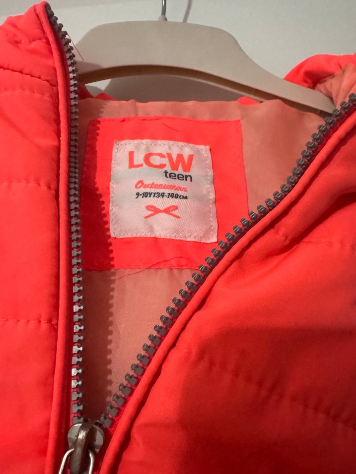 Kız Çocuk Kırmızı Fermuarlı Yelek - Görsel 2