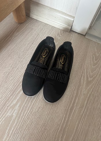 Siyah Yılan Desenli Kadın Dolgu Topuk Babet - Görsel 4