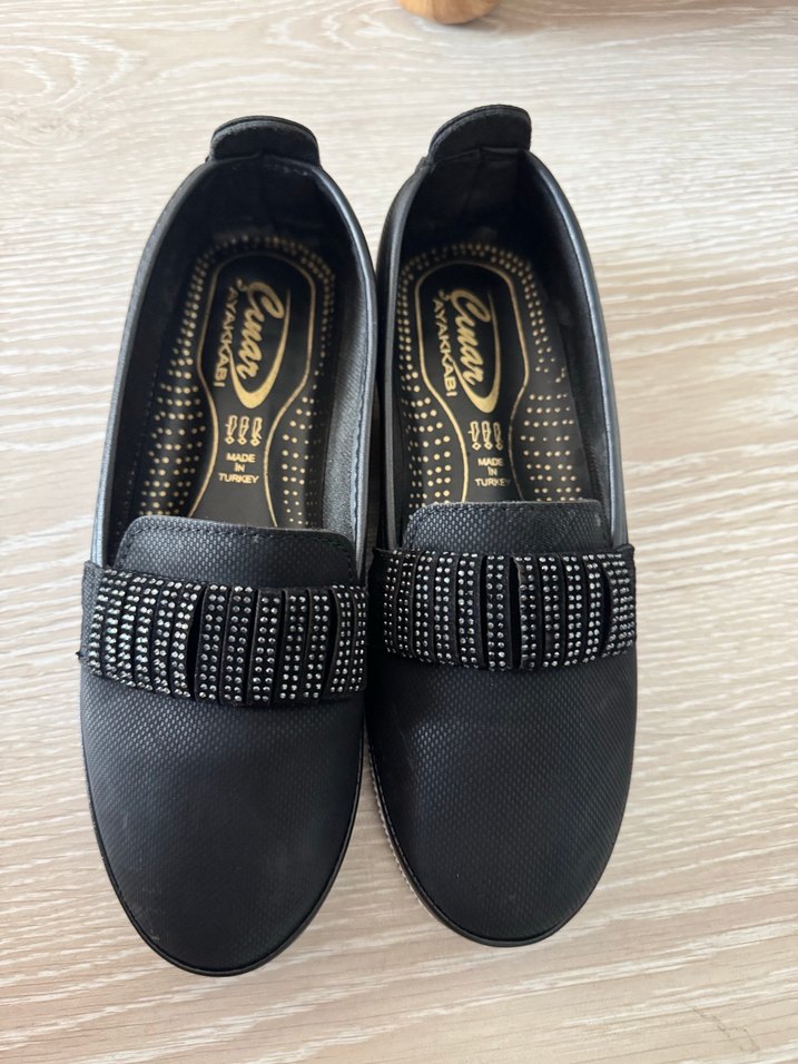 Siyah Yılan Desenli Kadın Dolgu Topuk Babet - Görsel 2