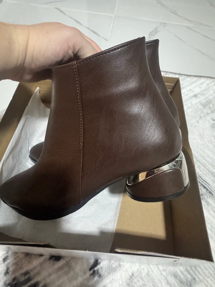 Kadın Kahverengi Deri Dolgu Topuklu Bot - Görsel 4