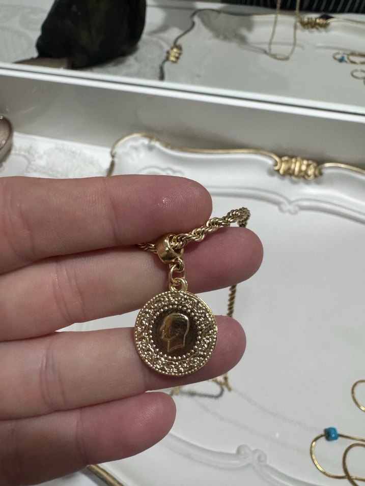 Zincir Detaylı Altın Renk Bohem Kolye - Görsel 2