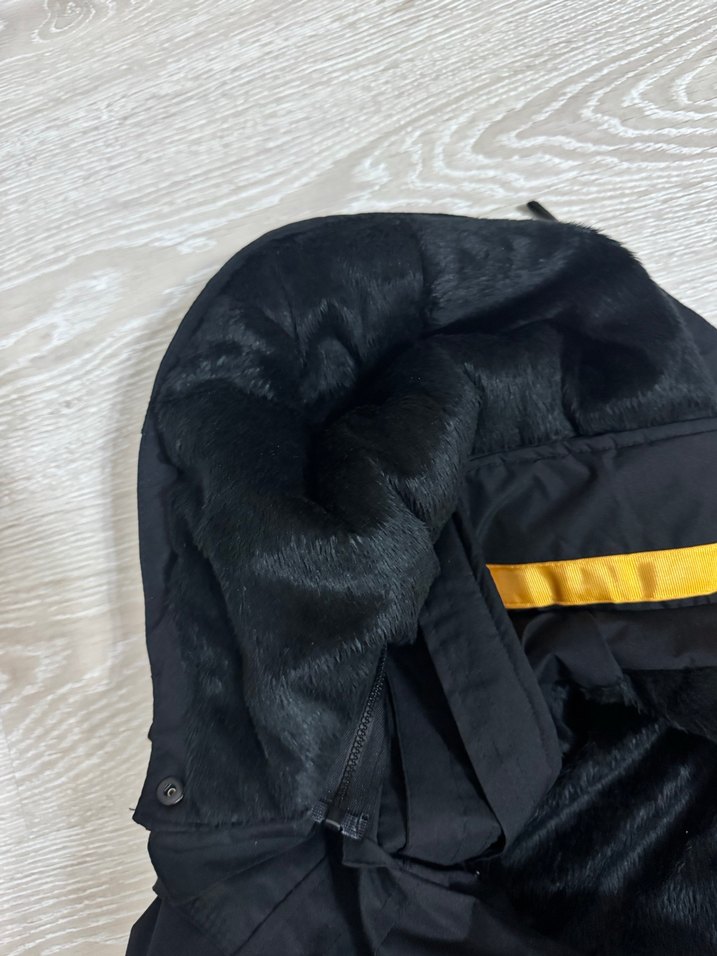 Düğmeli Siyah Erkek Sokak Stili Mont - Görsel 4