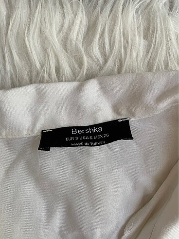 s Beden Bershka gomlek