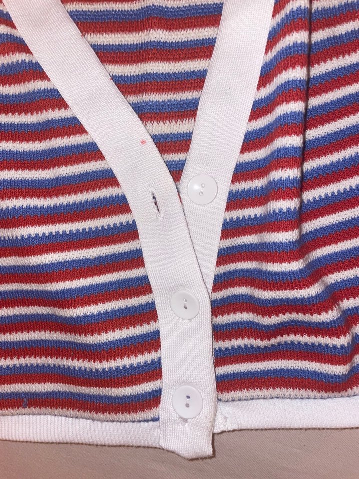 Çizgili V Yaka Triko  Yelek - Görsel 4