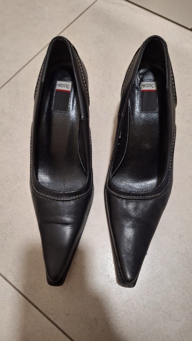 Klasik Siyah Kadın Topuklu Ayakkabı - Görsel 2