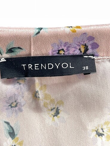 38 Beden çeşitli Renk Trendyol & Milla Gömlek %70 İndirimli.