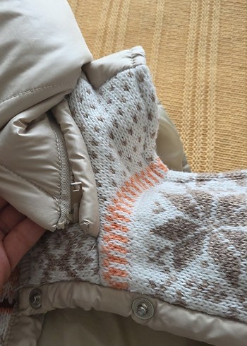 Bej Kapüşonlu Kadın Yelek - Görsel 6