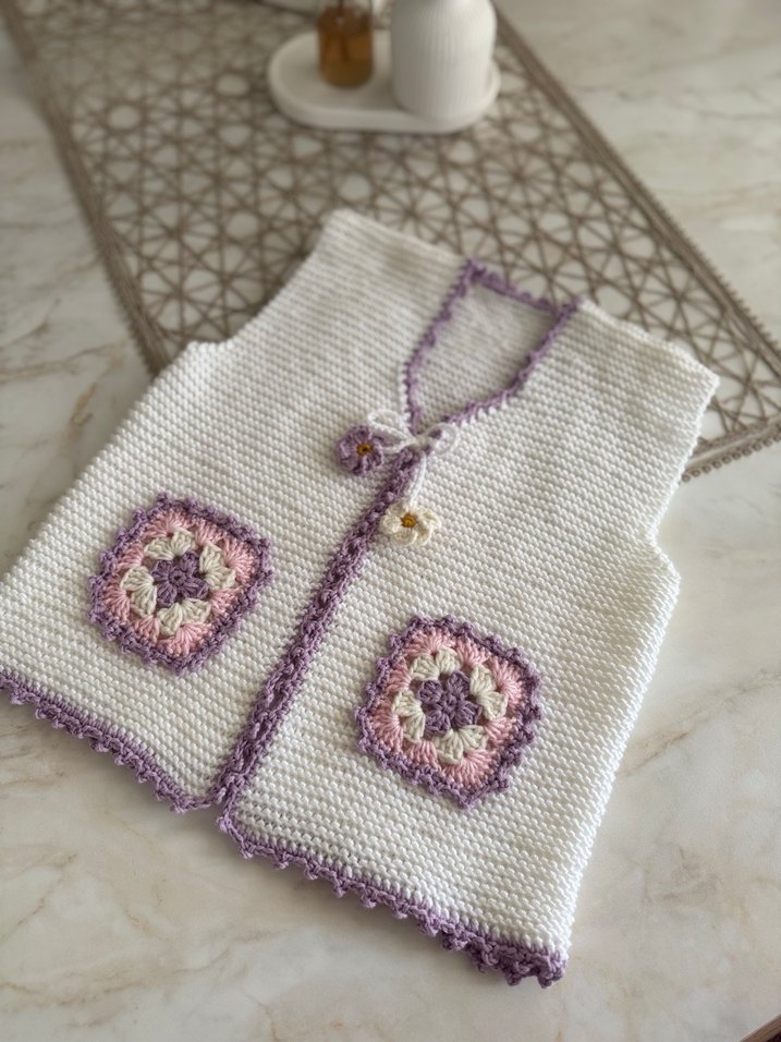 Örgü Kız Yeleği - Görsel 4