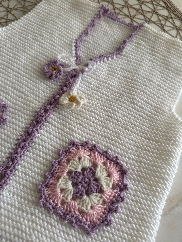 Örgü Kız Yeleği - Görsel 3