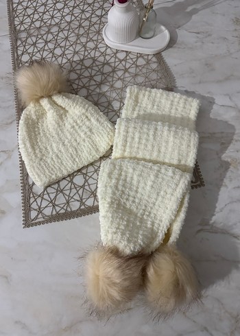 Beyaz Bohem Nakışlı Örgü Çocuk Bere ve Atkı Seti - Görsel 2