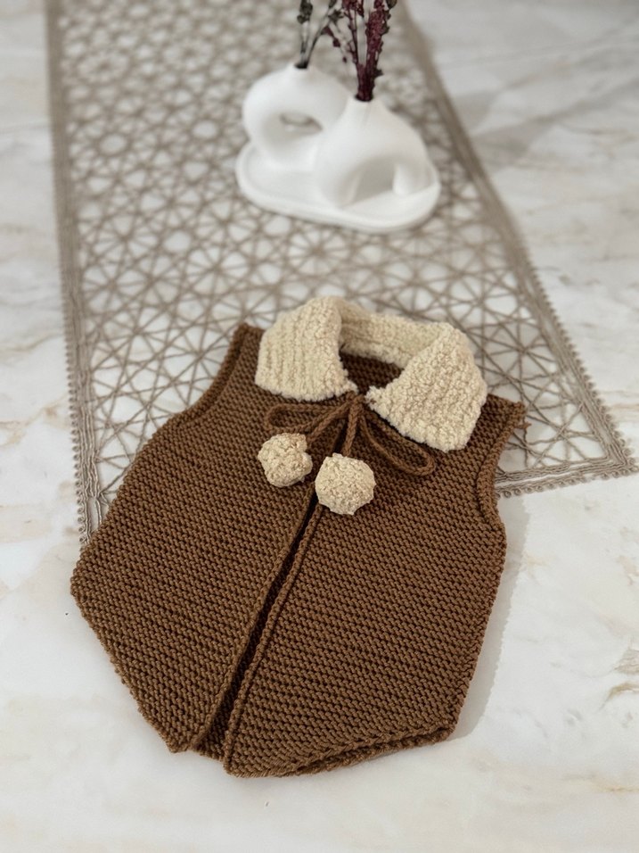 Örgü yelek - Görsel 2