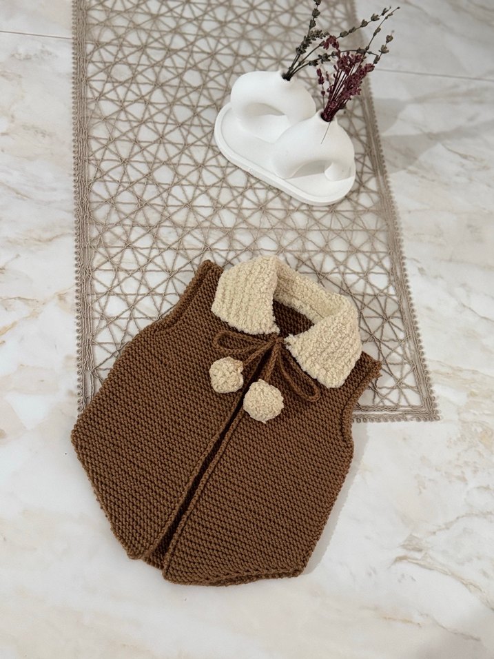 Örgü yelek - Görsel 3