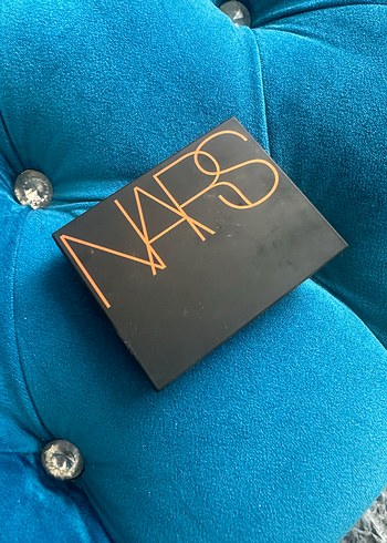 Beden Nars laguna allık
