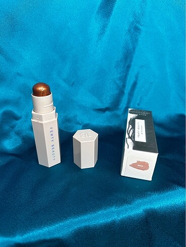 Fenty Beauty Rum