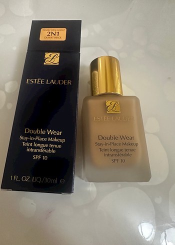 Bej Parlak Double Wear Fondöten SPF10