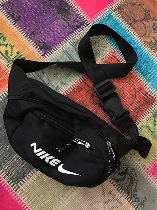 Nike bel çantası