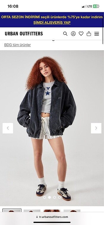 Urban Outfitters Kadife mont