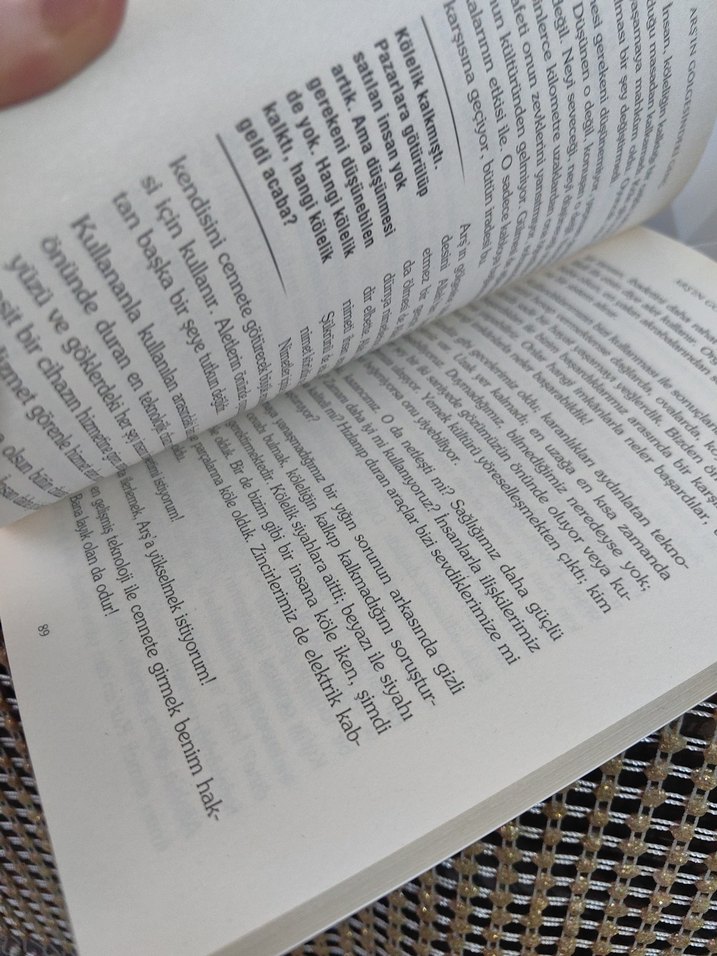 Arş'in Gölgesindeki Genç - Nureddin Yıldız - Görsel 3