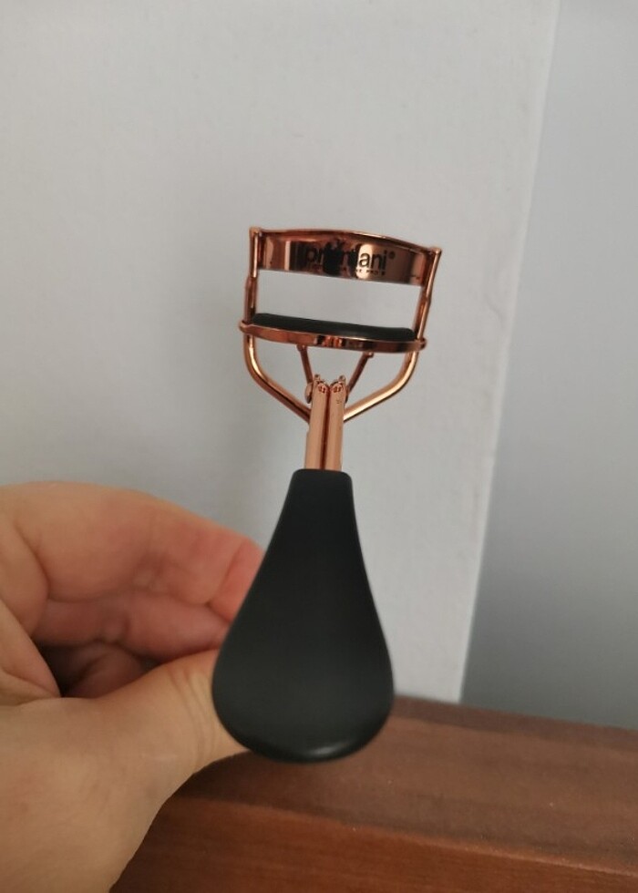 kirpik kıvırma aparatı  - Görsel 4