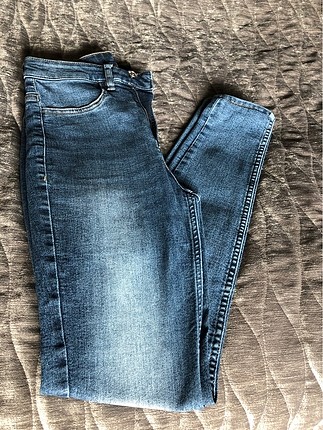 Kot pantolon. H&M. 34 beden .