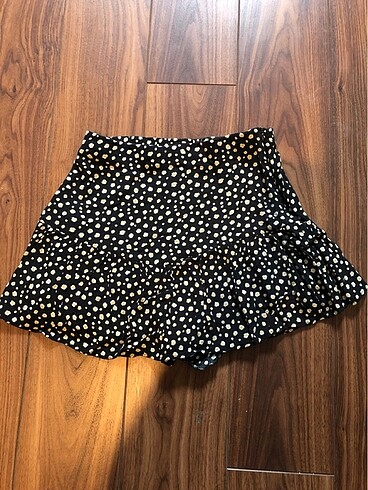 Zara. Etek şort. Xs.