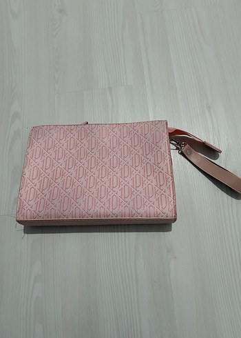 ipekyol Sik Pembe Monogramli El Cantasi