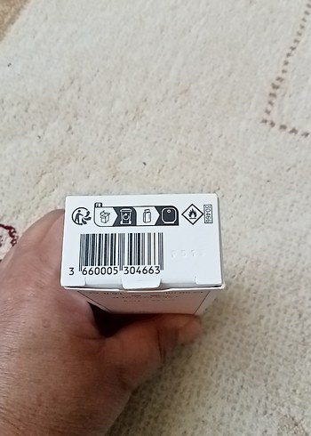 Beden Renk Şeffaf Cam Kadın Parfüm Şişesi