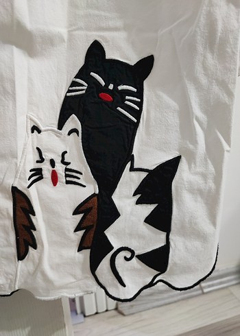 s Beden beyaz Renk Düğmeli Beyaz Kadın Gömlek, Baskılı Kedi Desenli