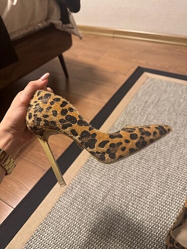38 Beden Stiletto