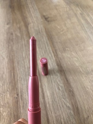 Maybelline Maybelline Superstay Matte Ink Crayon 15 Ruj Lead the Way