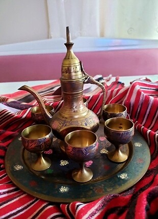 Mükemmel güzellikte pirinç antika ibrikli set