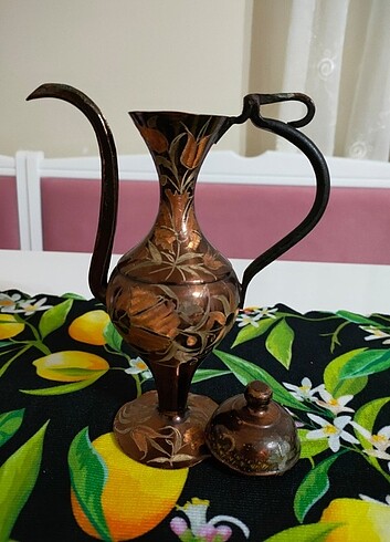 Beden kahverengi Renk Çok eskilerden kalma antika kalem işçiliği ile bakır ibrik 21 cm